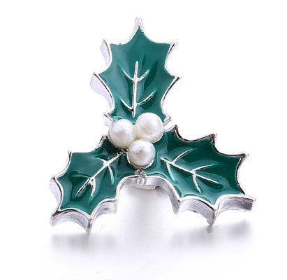 Metal Holly Leaf/Pearl Christmas Snap Charm 20mm