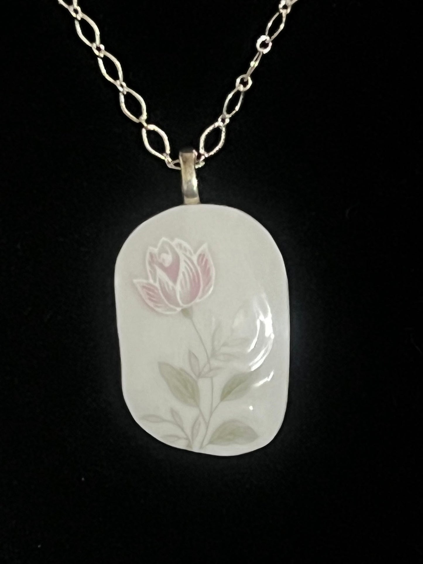 Handmade Broken China Pastel Pink Tulip China Pendant with Necklace