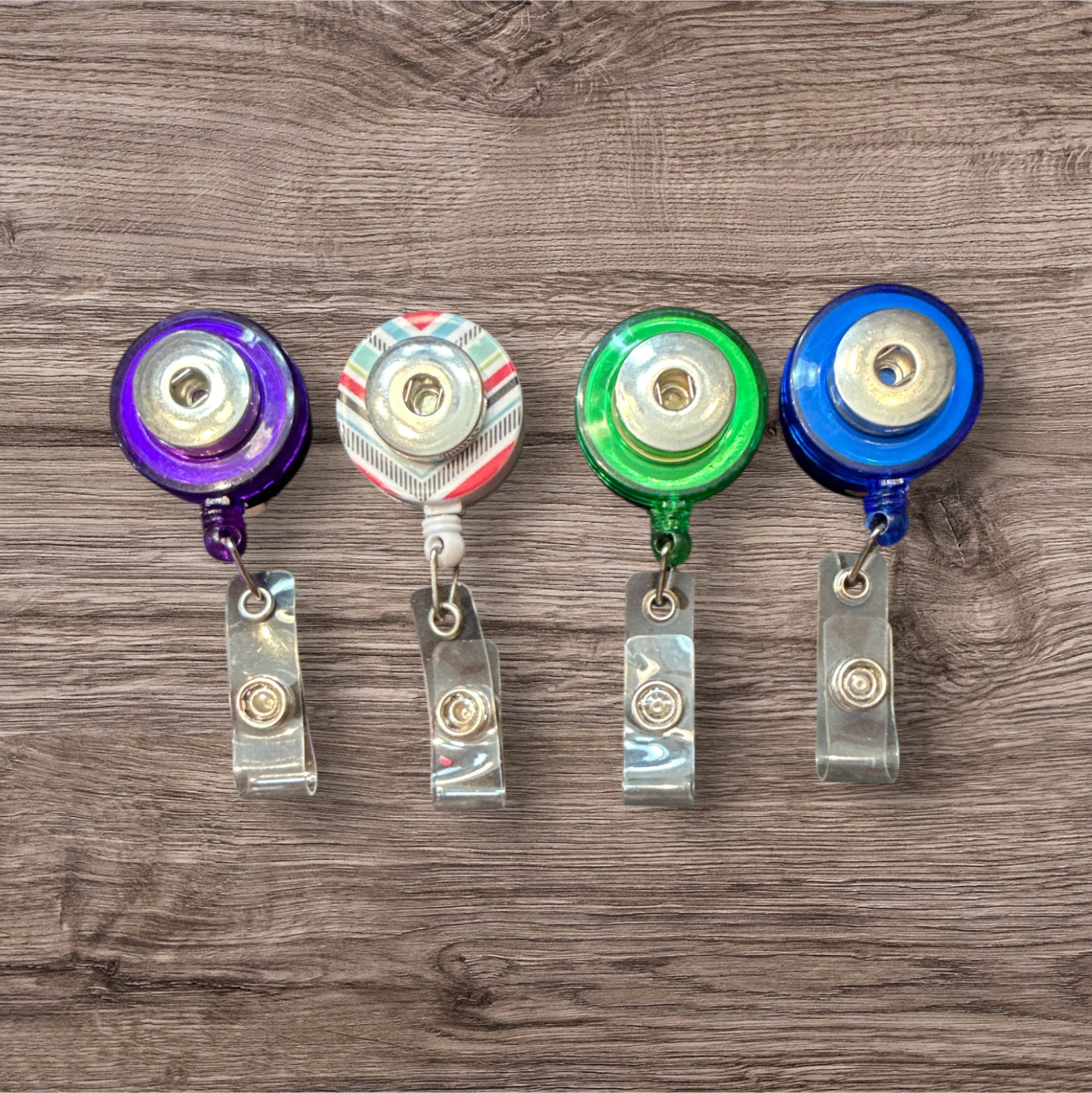 Retractable Badge Holder/Key Holder for 20mm Snap Base for Work or Play (Assorted Colors and Designs)