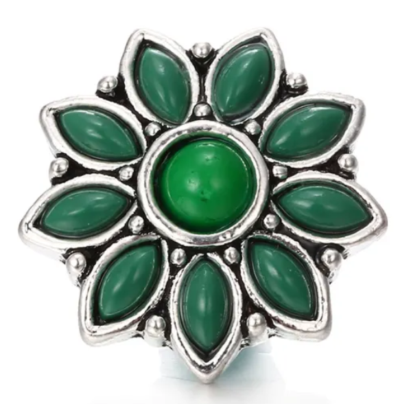 Green 9 Petal 20mm Snap Charm for Snap Charm Jewelry