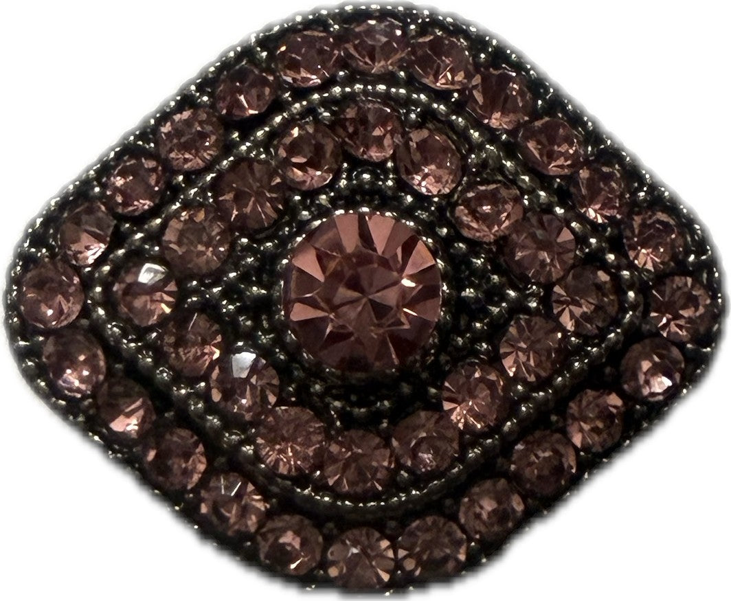 Simple Elegance Jewelry 20mm diamond-shaped snap charm featuring sparkling pink rhinestones in a metal setting.